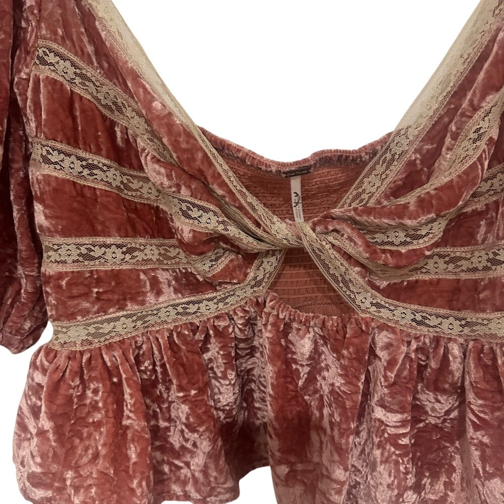 Free‎ People Velvet Puff Sleeve Blouse in Rose : boho - Picture 2 of 6